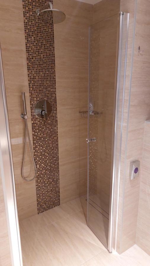 Apartman Leona,